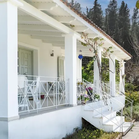 Heliotropio Ferienhaus Kalamákion